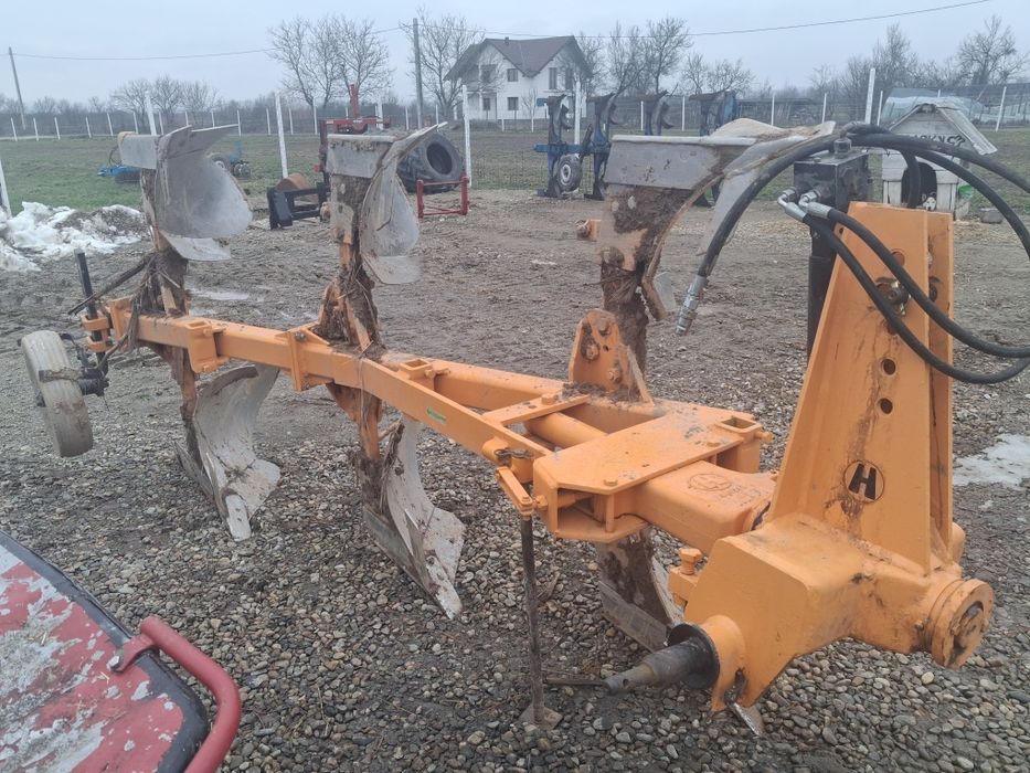 Vand plug marca  Huard TR 65 cu două furtune la reversare