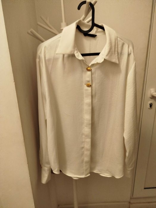 Риза сатен на Зара