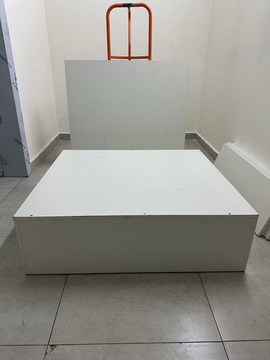 Подиум для кресло-реклайнера. Новый