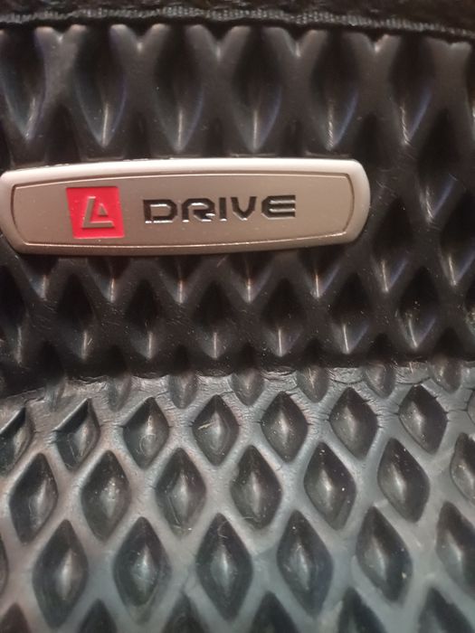 Продам полики на Chevrolet Malibu 2 XL б/у