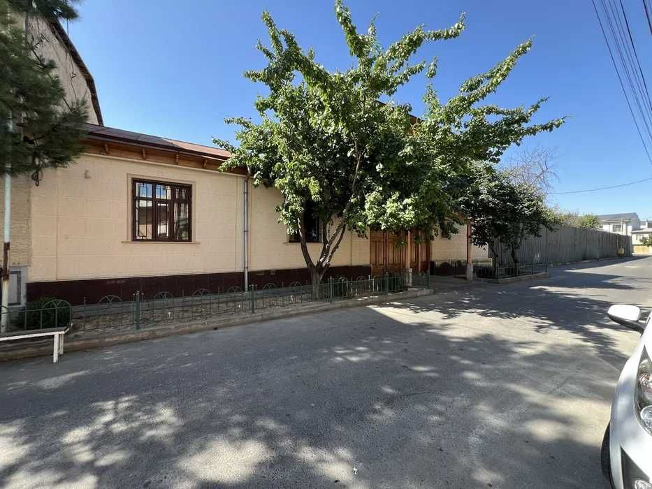 Uchtepa tumanida fayzli xovli sotiladi