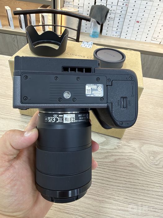 Sony FX30  OSS 18-135mm