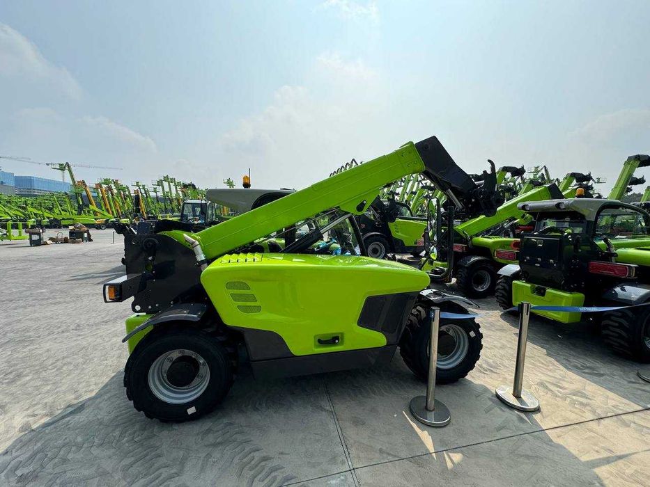 Телескопический   Погрузчик  ZOOMLION  ZTH2506