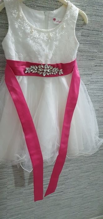 Платье на девочку 3-5 лет