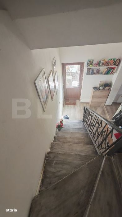 Apartament la casa, 3 camere, 70 mp, curte privata, zona Ultracentrala