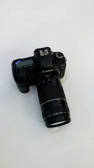 Canon 5d mark 2 + 75-300mm