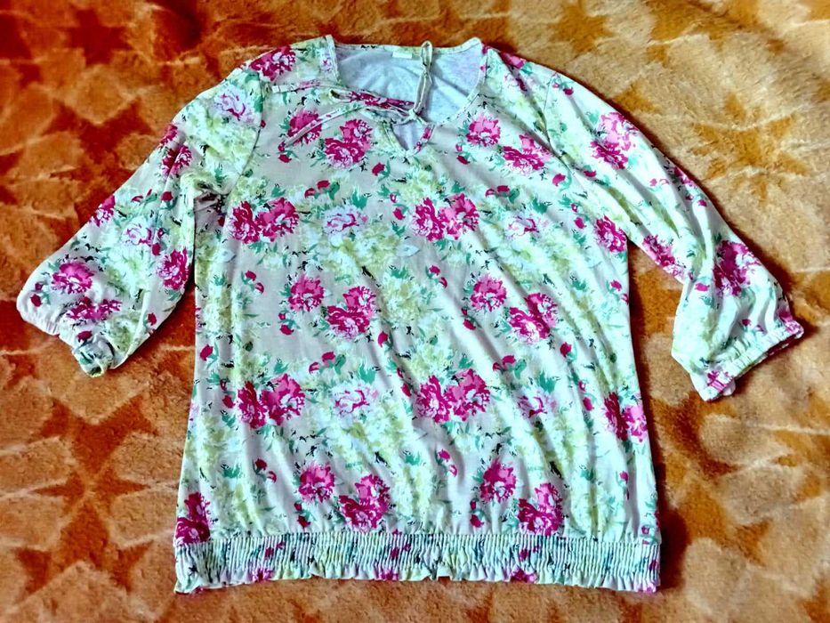 Дамска блуза с ластик