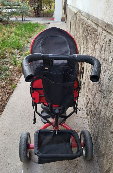 Трехколесный велосипед