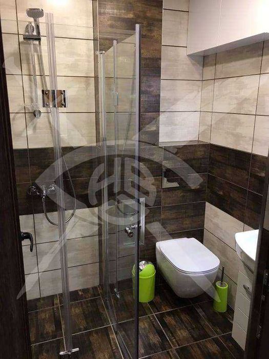 Дава се под наем Тристаен апартамент в Пловдив, Южен - 120 кв.м за 757.86 € - Снимка #7