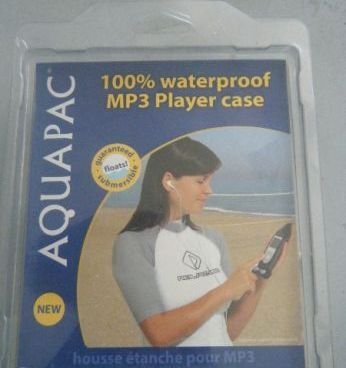 Водоустойчив калъф IPX8 за телефон и mp3 плеър AQUAPAC