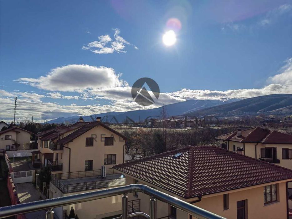 Продава се Тристаен апартамент в с. Белащица, Област Пловдив - 102 кв.м за 1500 €/кв.м - Снимка #10