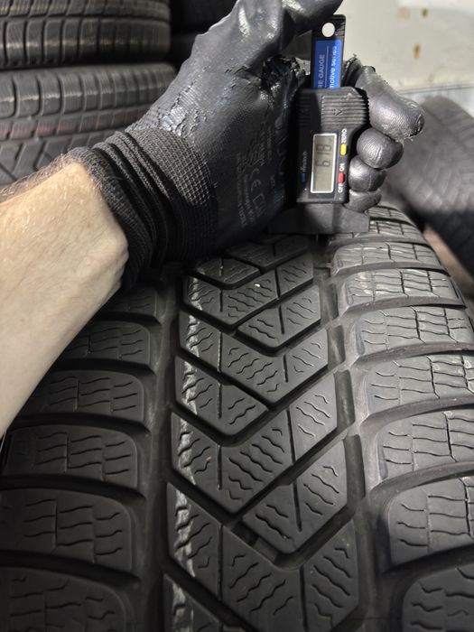 255/45R19 104V Pirelli sottozero DOT23&17