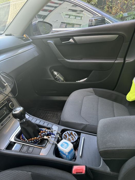 Vand Passat b7 2011 1.6 manuala