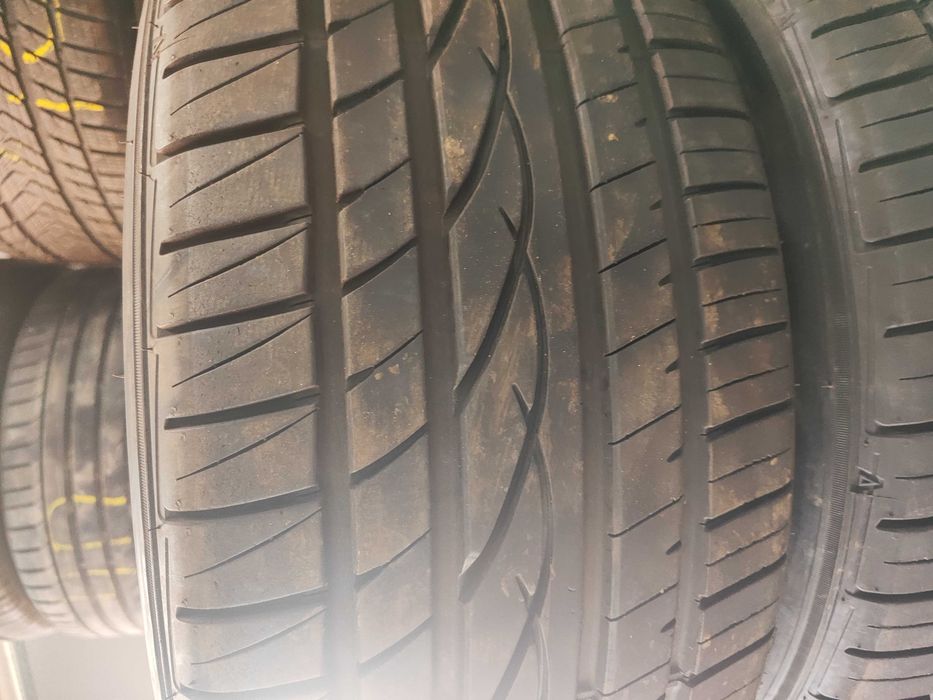2бр.летни гуми 245/40/19 Sumitomo
