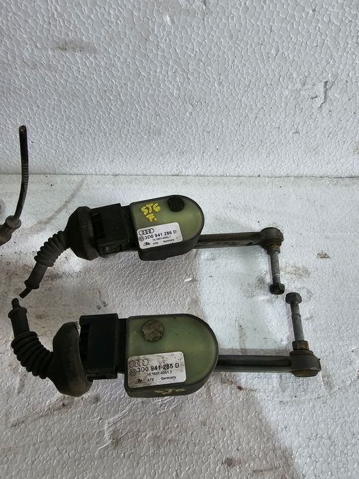 senzor nivel original volkswagen phaeton 

cod oe: 4e0 907 503 c

star