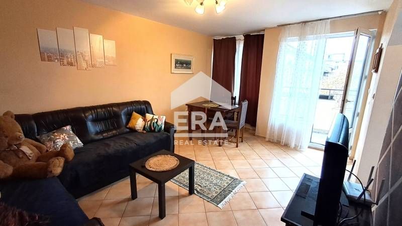 Дава се под наем Двустаен апартамент в Варна, Окръжна болница - 65 кв.м за 460 € - Снимка #1