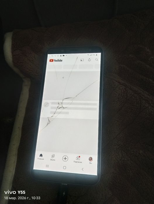 Продам телефон Самсунг j6 срочно.