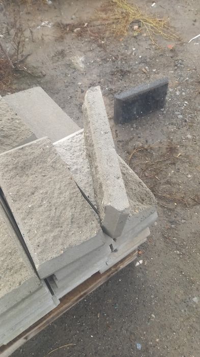 Продам фундаментныйй камни