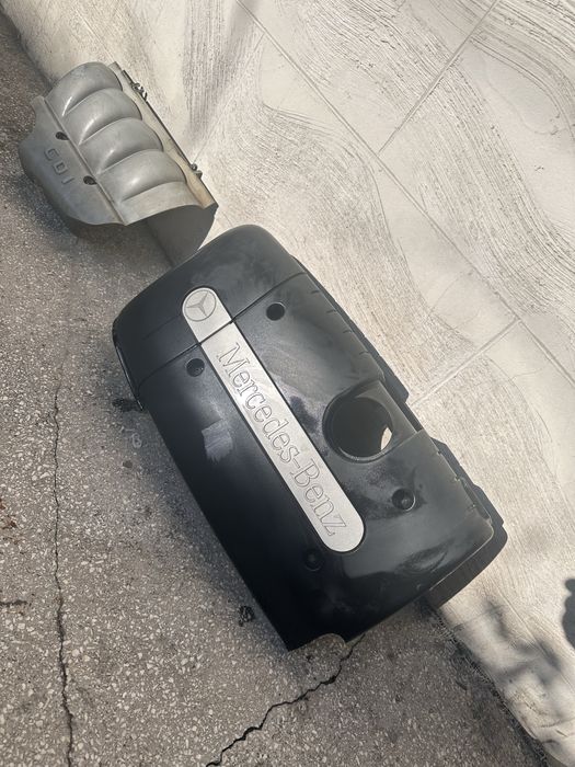 Капак за двигател Мерцедес за C220,w203,C200 и др.