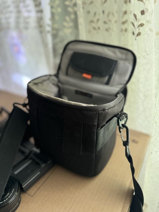 Sony A6400 + 2 обьектива
