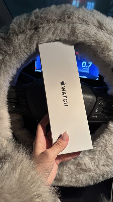 Apple Watch SE (2-е поколение) 40 mm, GPS + Cellular