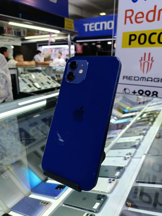 iPhone 12  64/77%