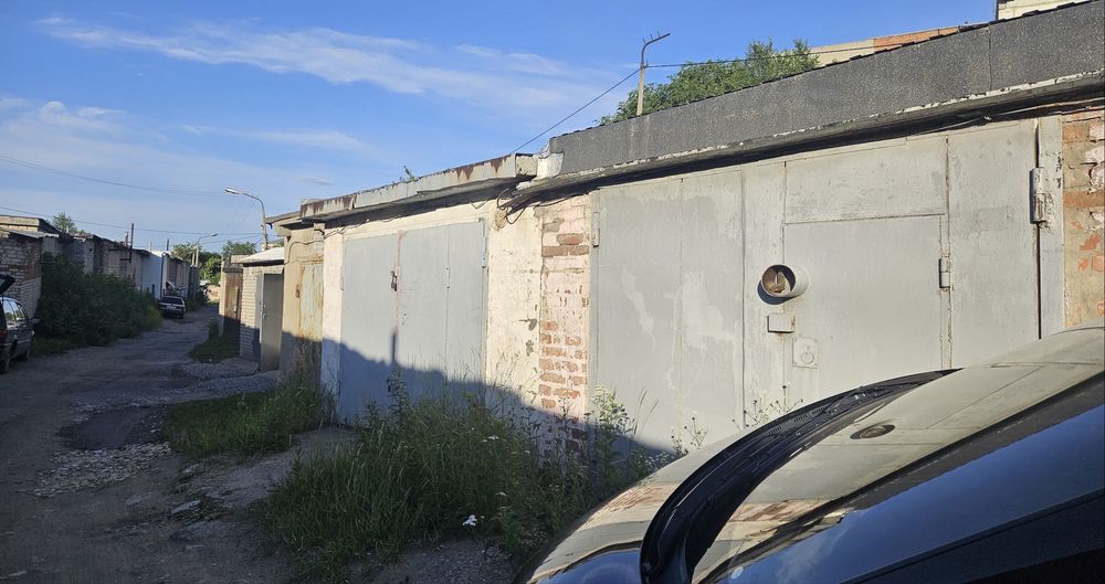 Продается гараж ДК Строитель