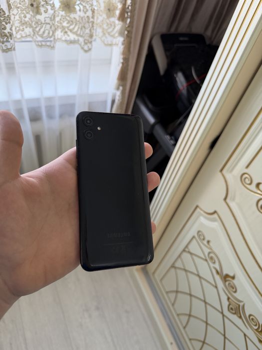 Продам Samsung Galaxy A04e/128G