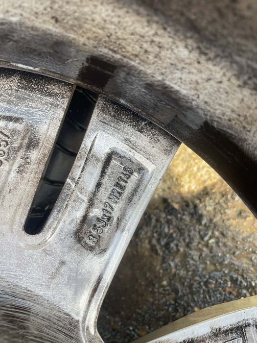 Джанти 17” 8.5J с гуми Michelin + Hankook (5x112 Mercedes)