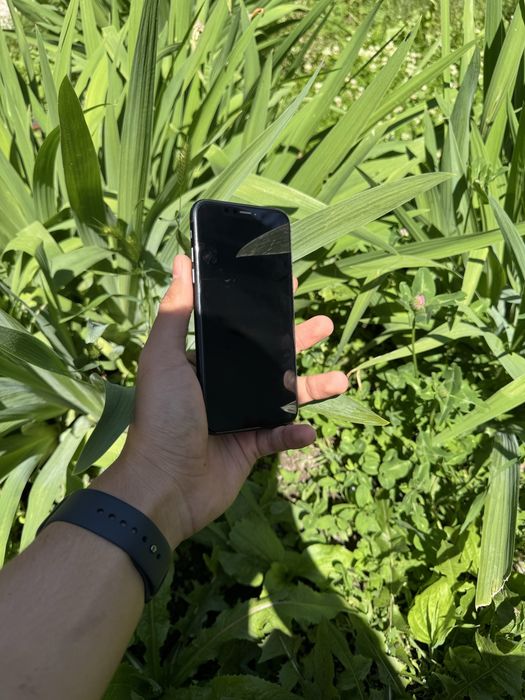 iPhone XR 128 гб