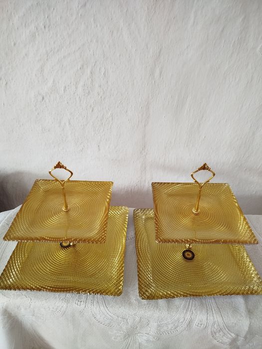 Этажерка для фруктов