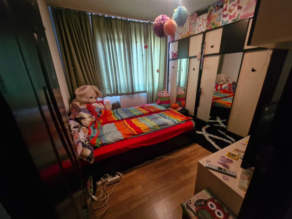 Vând apartament Orșova