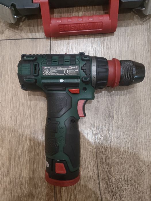 Винтоверт Parkside 12V