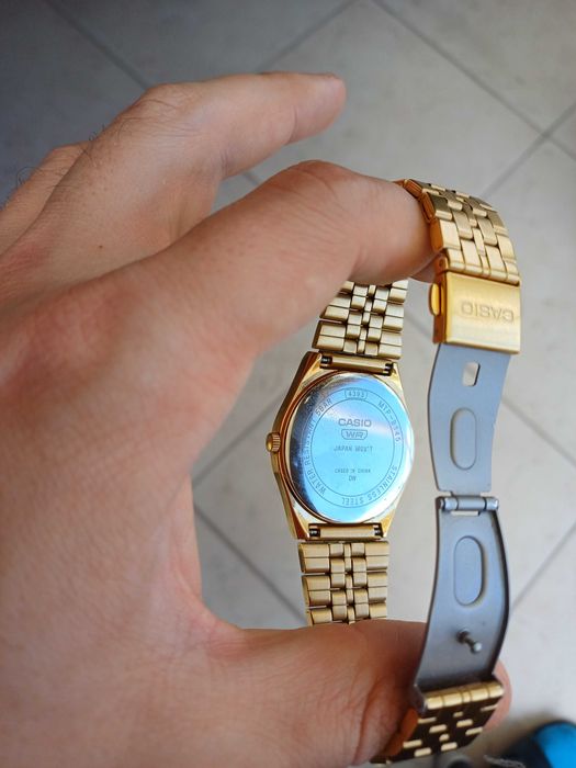 Класически Casio часовник унисекс