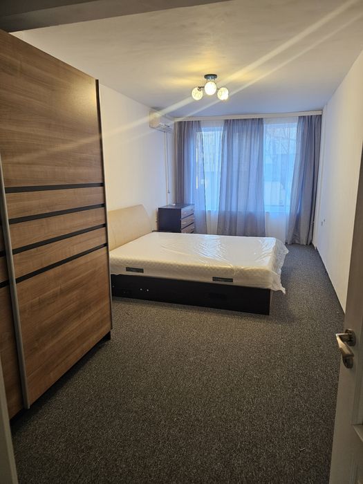 Под наем тристаен апартамент Спортна зала