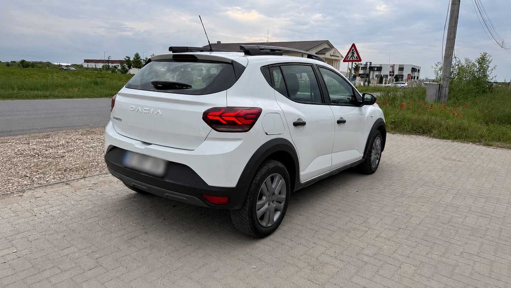 DACIA Logan 2023 — imagine 3
