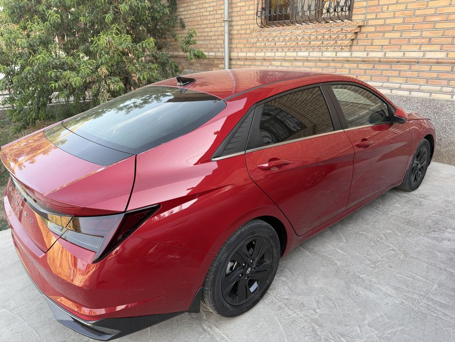 Hyundai Elantra 2021