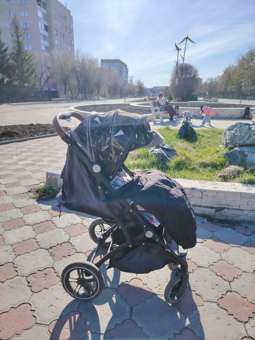 Продам детскую коляску