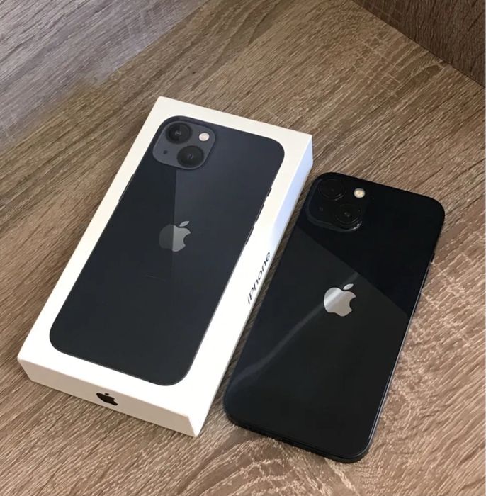 Продается айфон 13 срочно