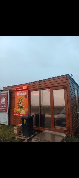 Продается светлая,уютная донерная!