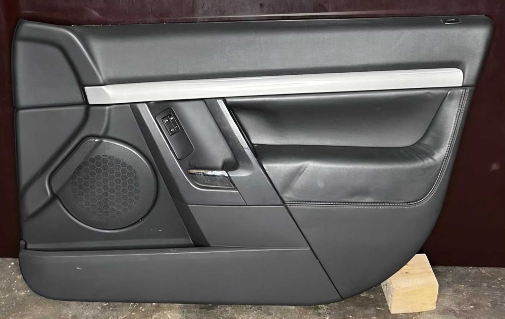 TitanAuto Opel Vectra C дверные карты