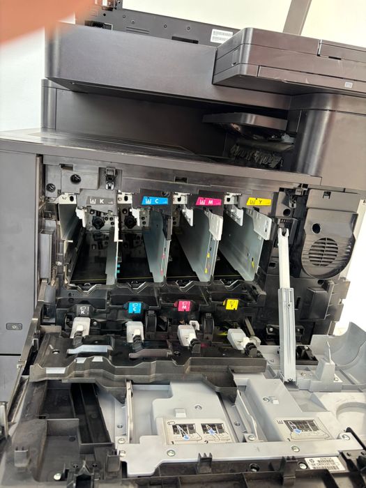 Imprimanta Hp Color Laserjet Flow Mfp m880