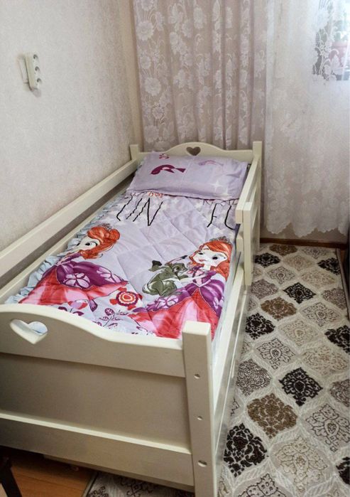Подростковая кровать состояние новое