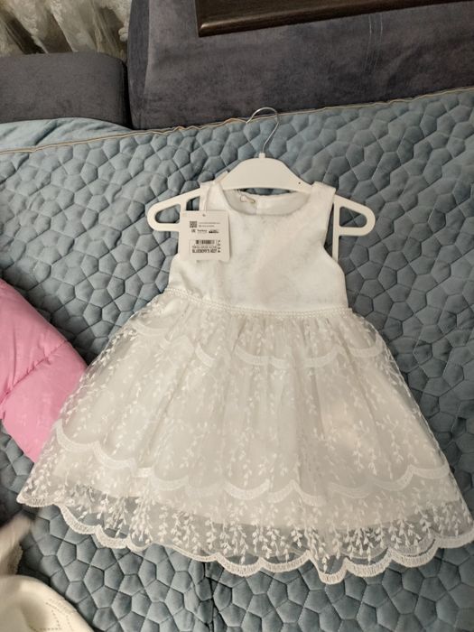 Продам новое нарядное платье