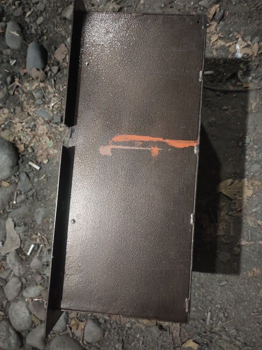 Продам железную кассу