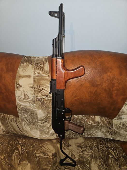 Replica airsoft AK-47 Electrica ( Metal+Lemn)