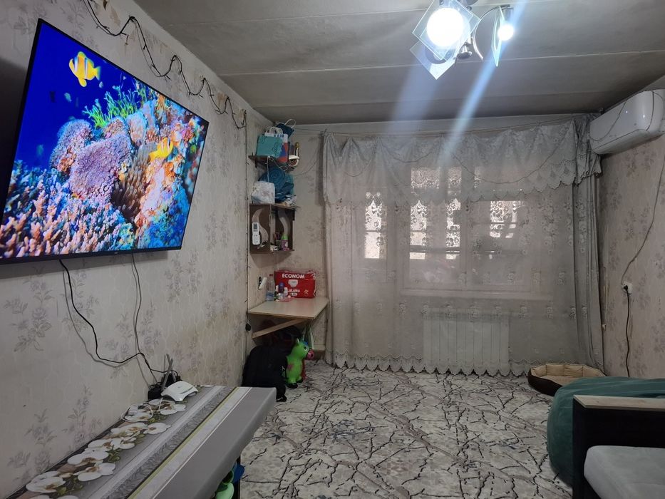 Продается своя  2х комнатная квартира.