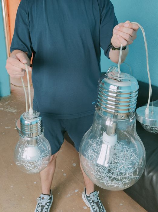 Lustre moderne suspendate