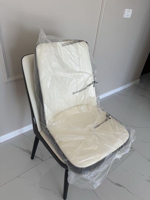 Set 4 scaune noi dining modern