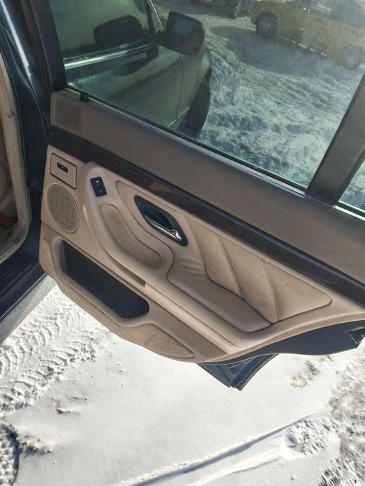 Продам БМВ 7 серии